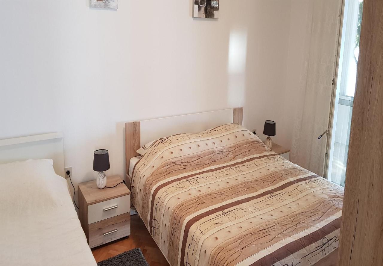 Apartman Andrija ビビニェ エクステリア 写真